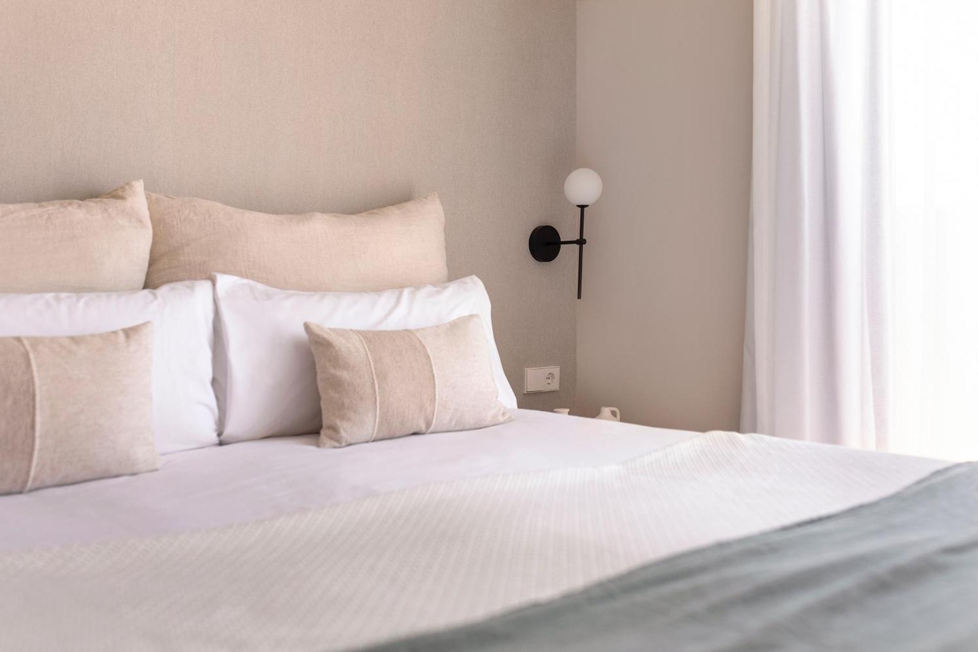 C211 Barcelona Apartments ภายนอก รูปภาพ