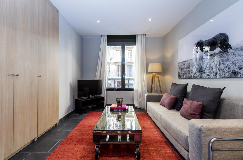 C211 Barcelona Apartments ภายนอก รูปภาพ